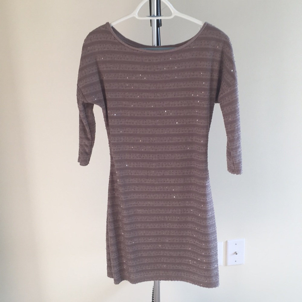 Express sequins t-shirt dress
